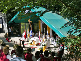 Festgottesdienst zum 1.000 Todestag des Heiligen Heimerads auf dem Hasunger Berg (Foto: Karl-Franz Thiede)